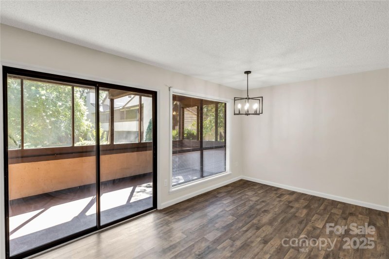 Property image 5 at 7205 Winery Lane, Charlotte, NC 28227