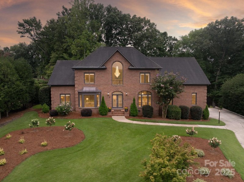 7007 Golden Rain Court