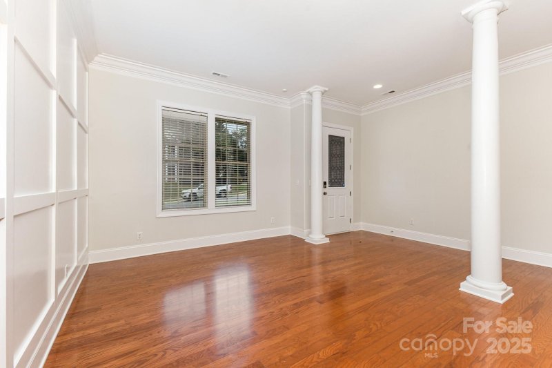 Property image 5 of 4204 Belle Meade Circle in Belle Meade, Belmont, NC 28012