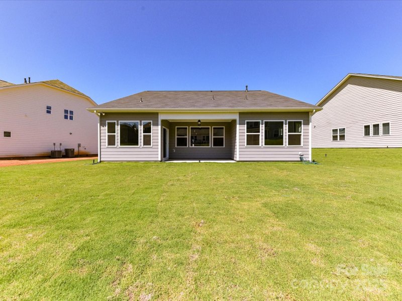 Property image 2 at 2241 Camber Drive, Gastonia, NC 28054