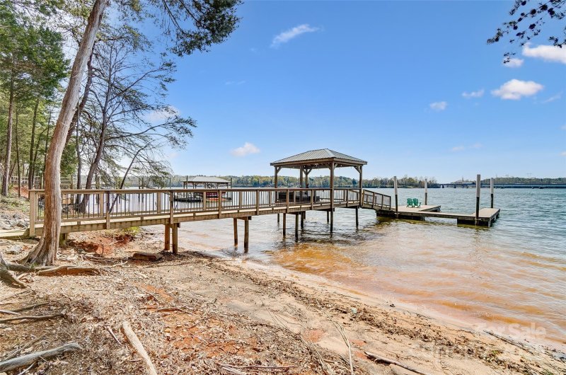 Property image 4 of 208 Woodwinds Drive in Stonewater, Mount Holly, NC 28120