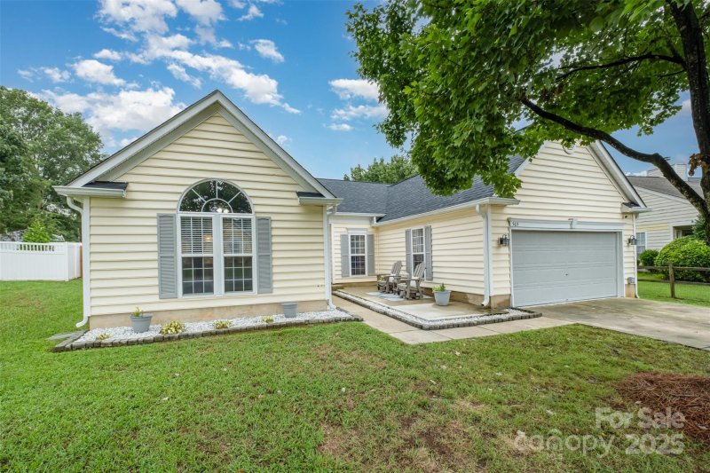 Property image 4 at 565 Viking Place, Concord, NC 28025