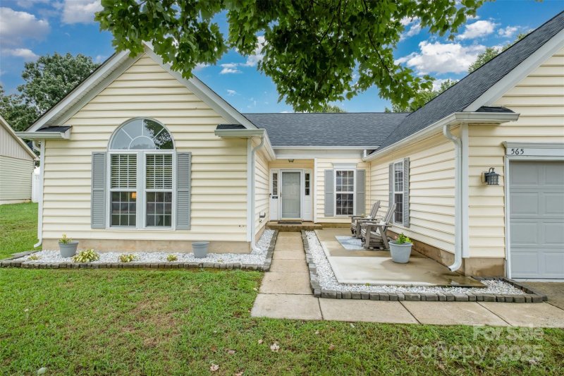 Property image 5 at 565 Viking Place, Concord, NC 28025