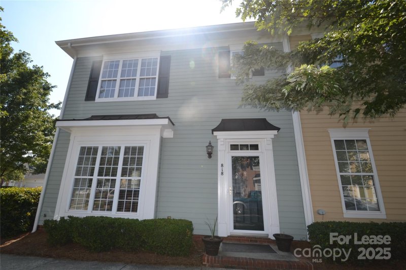 Property image 2 at 818 Cattaloochee Lane, Huntersville, NC 28078