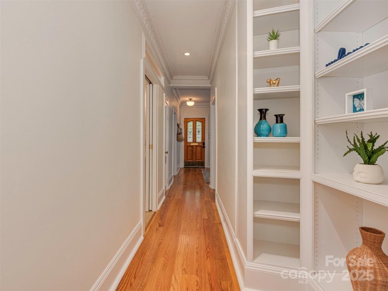 Property image 5 at 215 W Park Avenue, Charlotte, NC 28203