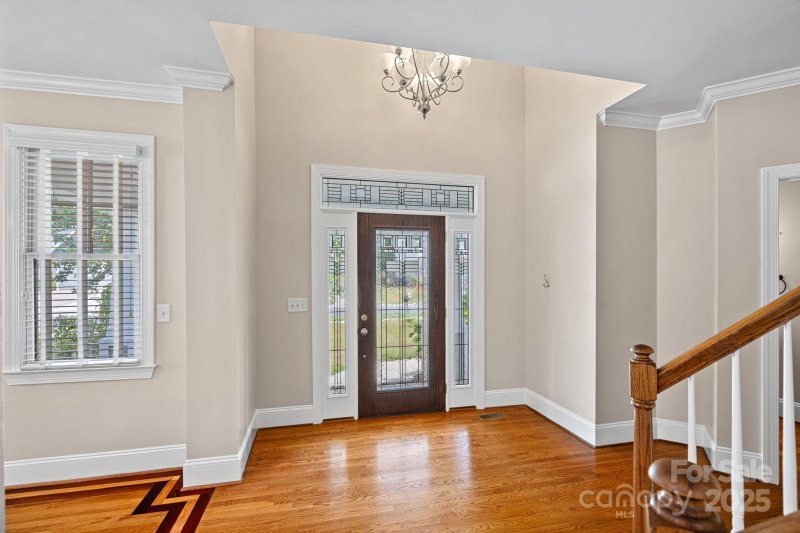 Property image 3 of 123 Hedgewood Drive in Huntwyck Place, Mooresville, NC 28115