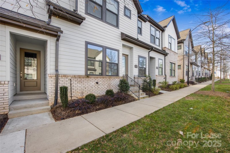 Property image 2 of 6319 Southgrove Street in Waverly, Charlotte, NC 28277