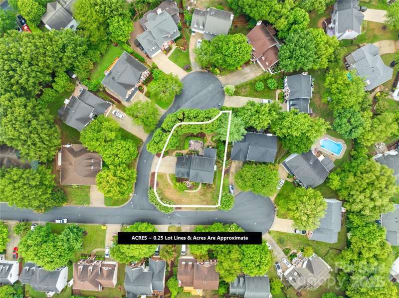 Property image 4 of 19739 Valiant Way in Blue Stone Harbor, Cornelius, NC 28031