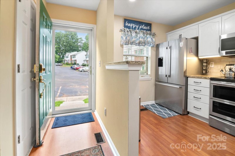 Property image 5 of 2826 Hosta Drive in Grenelefe, Charlotte, NC 28269