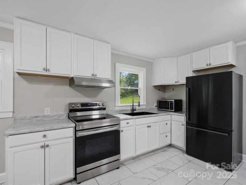 Property image 4 of 1806 Kingsley Drive in West End, Albemarle, NC 28001