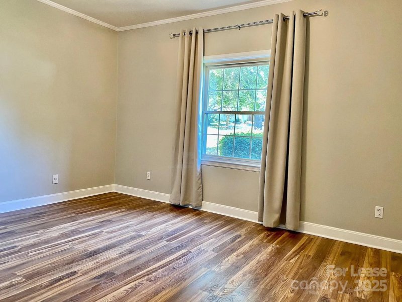 Property image 4 at 5925 Quail Hollow Road, Charlotte, NC 28210