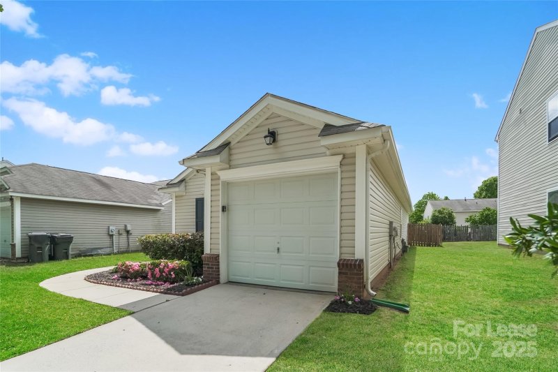 Property image 3 at 3626 Charterhall Lane, Charlotte, NC 28215