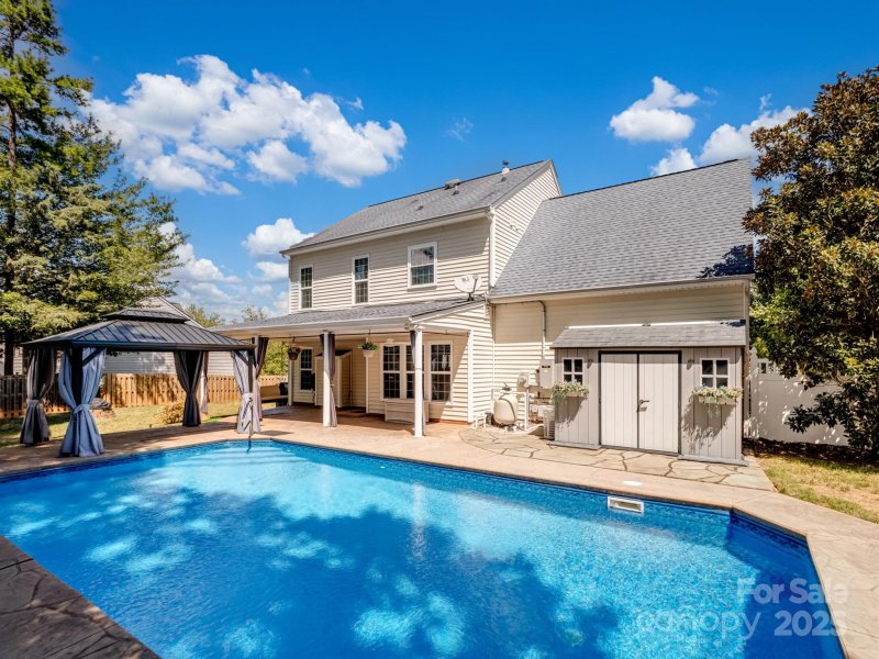 Alma Village, Waxhaw Community