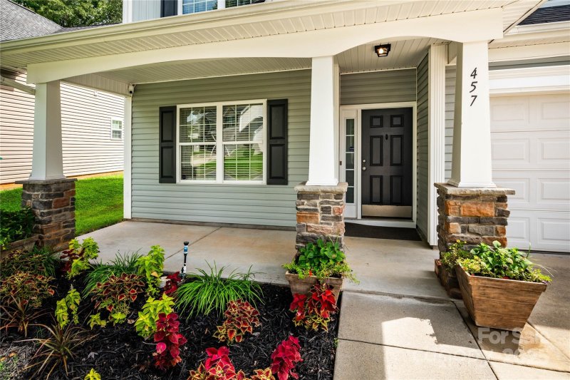 Property image 2 of 457 Laurel Fork Drive in Jones Branch, Fort Mill, SC 29715