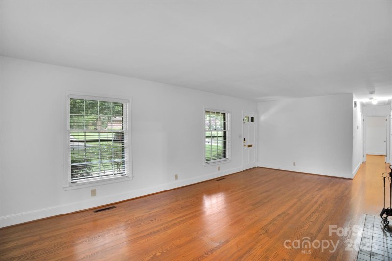 Property image 5 at 5739 Murrayhill Road, Charlotte, NC 28210