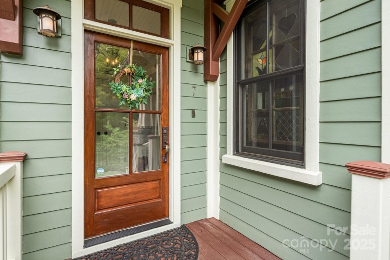 Property image 3 at 7 Kenilwood Place, Asheville, NC 28803