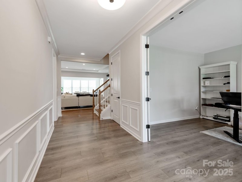 Property image 4 at 310 W Waterlynn Road, Mooresville, NC 28117