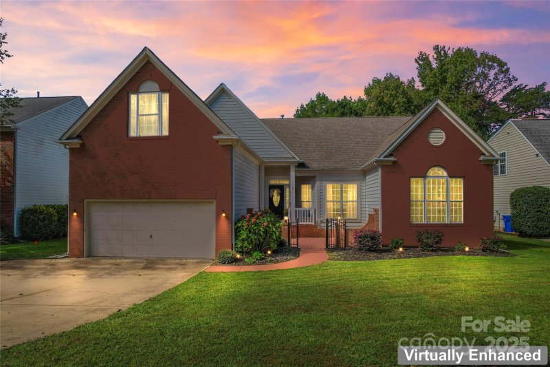 Property image 2 of 101 Peralta Circle in Winslow Bay, Mooresville, NC 28117