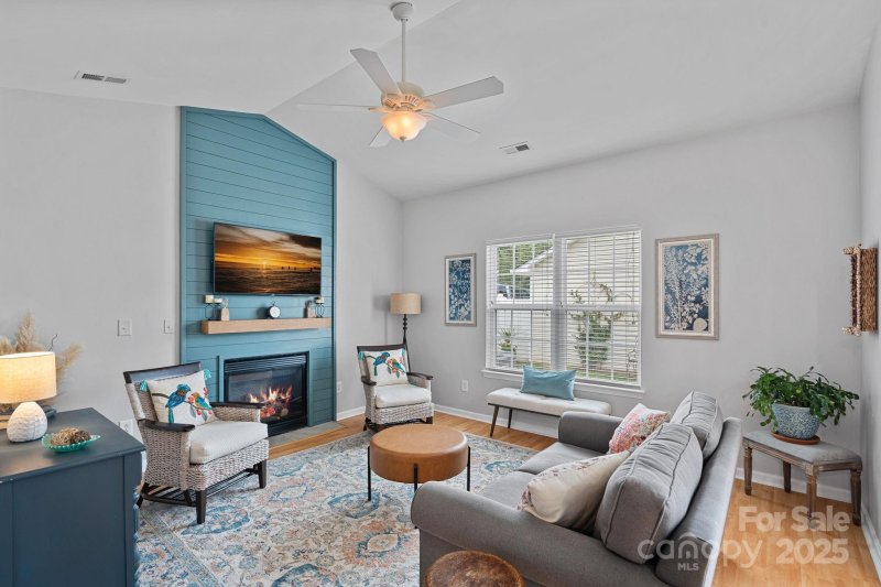 Property image 3 at 19439 Fridley Lane, Cornelius, NC 28031