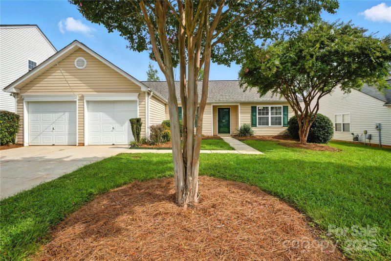 Property image 2 at 12019 Serenade Court, Charlotte, NC 28215