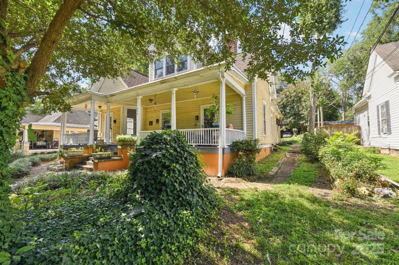 Property image 4 of 374 Union Street in Historic District, Concord, NC 28025