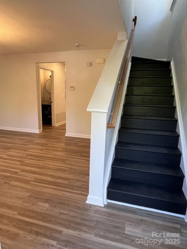 Property image 4 of 311 Drury Drive in Hyde Park, Charlotte, NC 28206