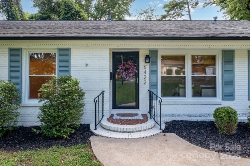Property image 3 at 6422 Candlewood Drive, Charlotte, NC 28210