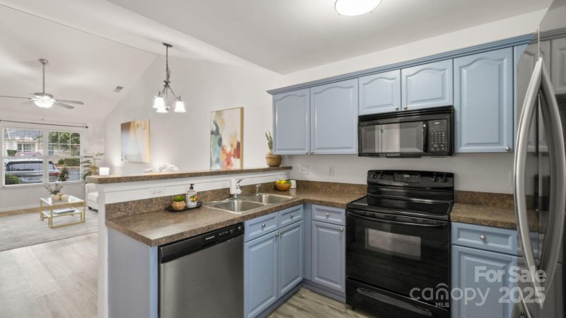 Property image 3 of 736 Waterfall Way in Harpers Mill, Clover, SC 29710