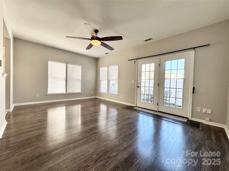 Property image 5 of 11526 Shaded Court in Garden Oaks, Charlotte, NC 28273