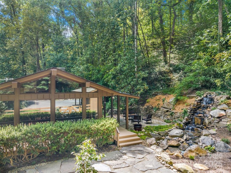 110 Weeping Cherry Forest Road