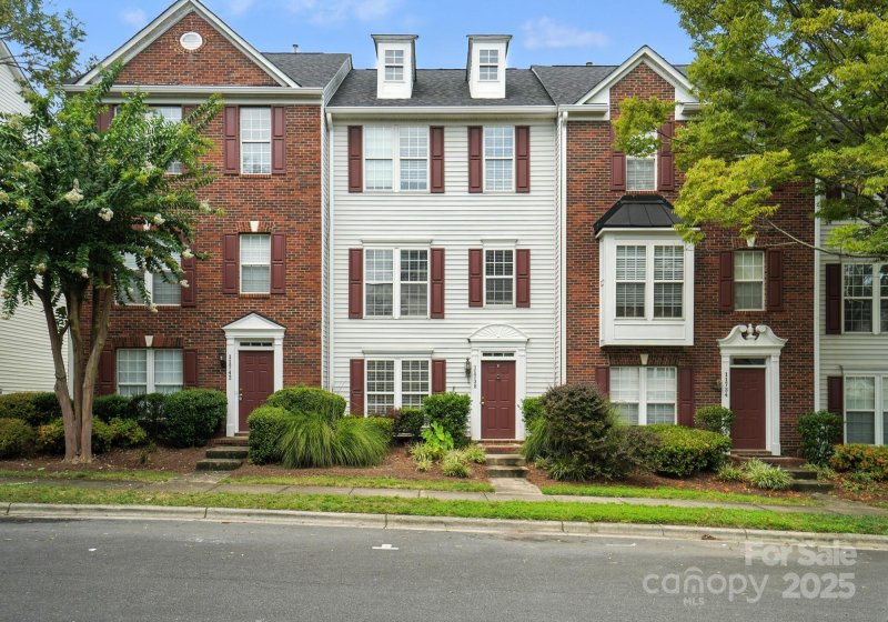 11738 Fiddlers Roof Lane