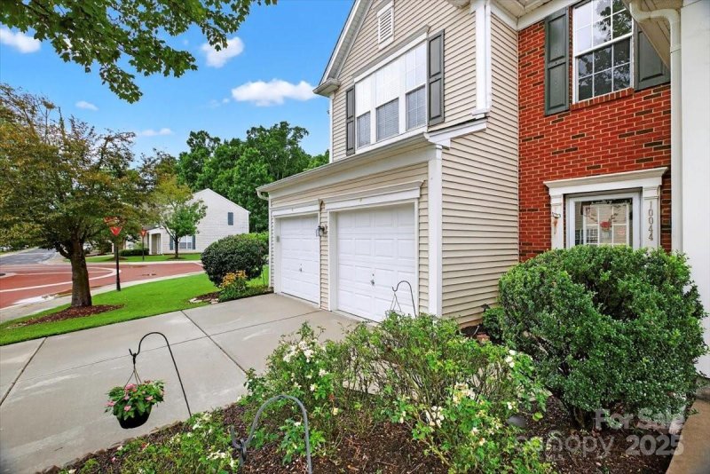 Property image 3 at 10044 Blakeney Preserve Drive, Charlotte, NC 28277