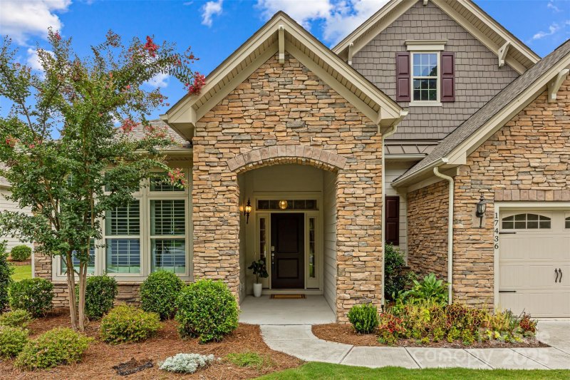 Property image 2 at 17436 Langston Drive, Charlotte, NC 28278