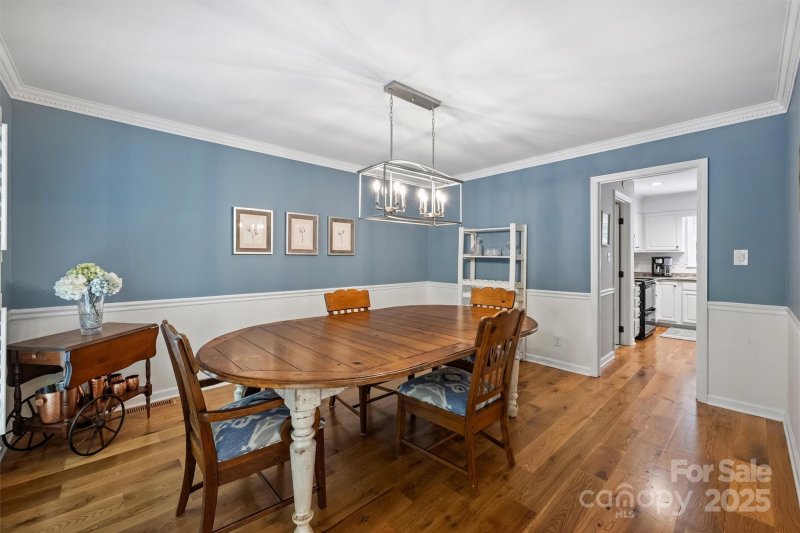 Property image 4 at 4301 Meadowridge Drive, Charlotte, NC 28226