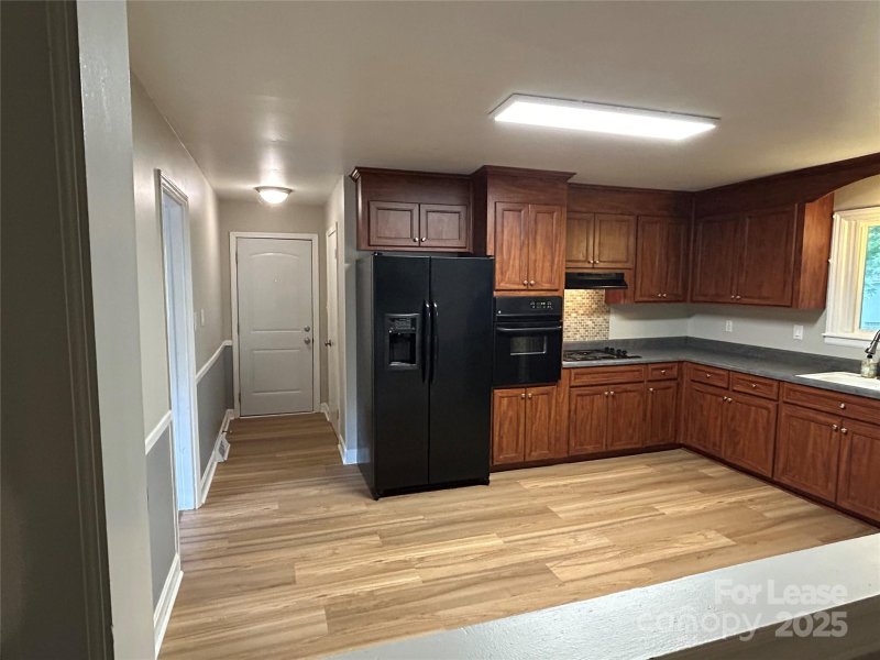 Property image 4 at 6918 Woodstock Drive, Charlotte, NC 28210