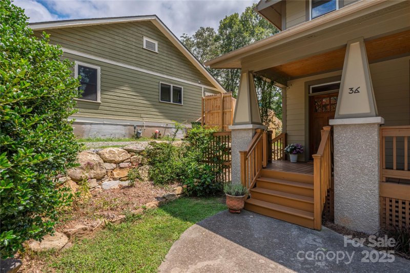 Property image 3 at 36 Richie Street, Asheville, NC 28801