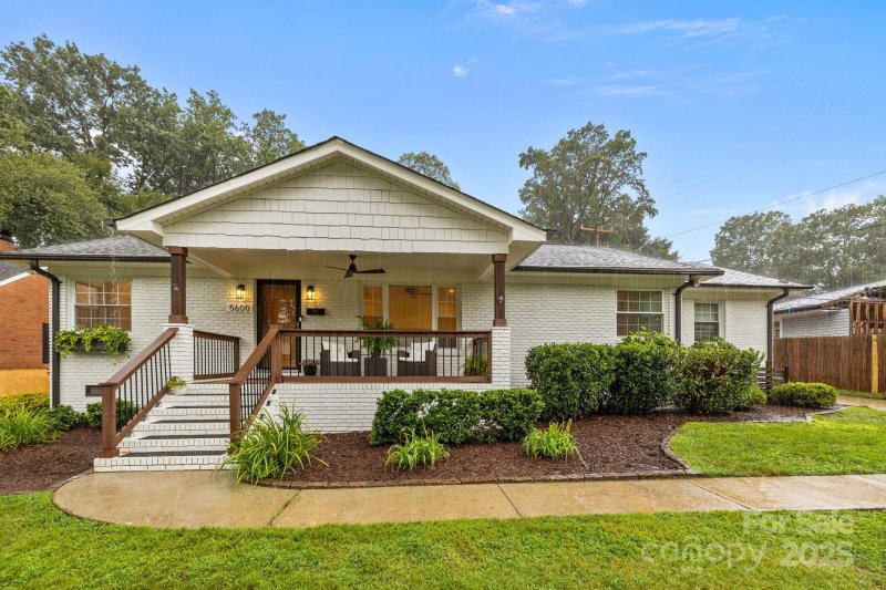 Property image 2 at 5600 Murrayhill Road, Charlotte, NC 28210