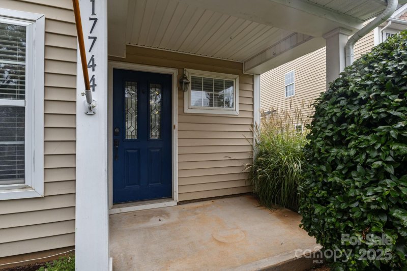 Property image 2 at 17744 Trolley Crossing Way, Cornelius, NC 28031