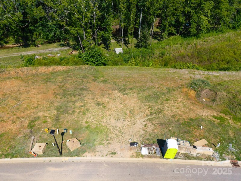 Property image 3 of 182 Victoria Hill Drive in Victoria Hills, Arden, NC 28704