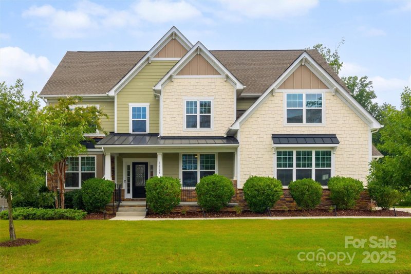 16928 Alydar Commons Lane