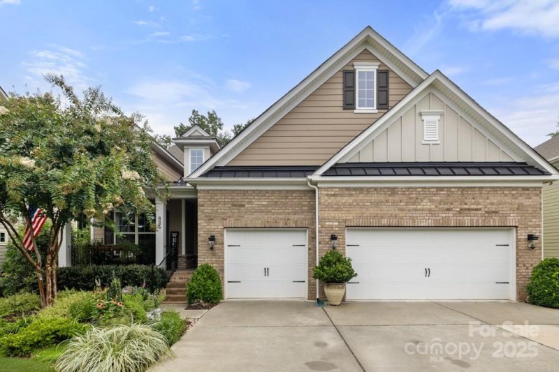 825 Spelman Drive
