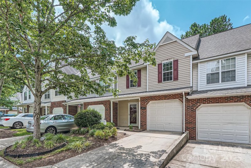 Property image 3 at 11832 Kevin Henry Place, Charlotte, NC 28277