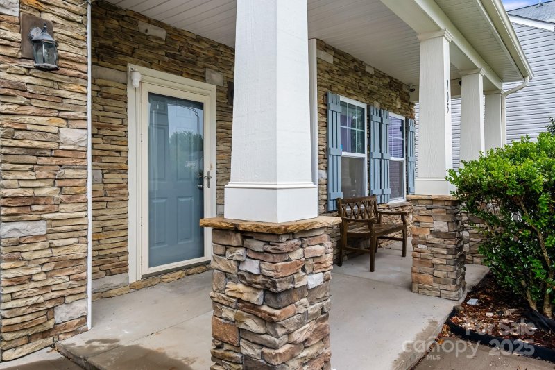 Property image 3 of 705 Shellbark Drive in Hallstead, Concord, NC 28025