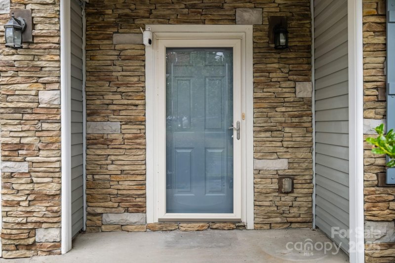 Property image 4 of 705 Shellbark Drive in Hallstead, Concord, NC 28025