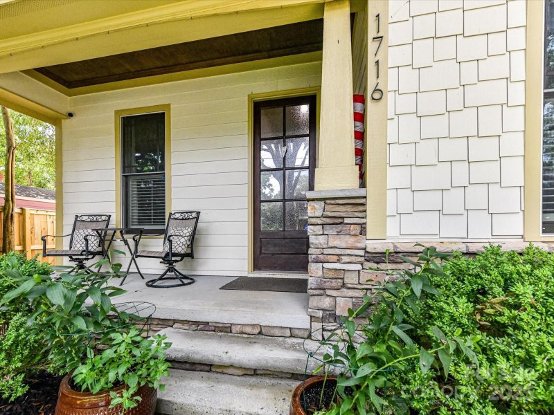 Property image 3 at 1716 Bay Street, Charlotte, NC 28204