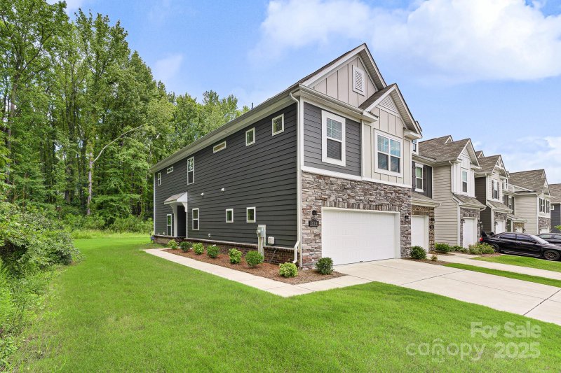 Property image 2 of 254 Quinn Road in Harpers Run, Matthews, NC 28104