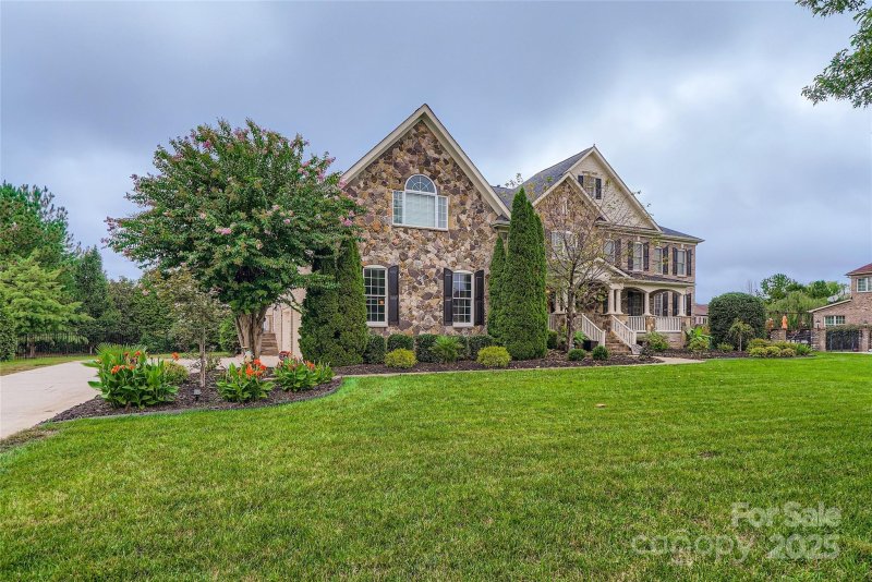 Property image 3 at 316 Fox Chase Court, Waxhaw, NC 28173