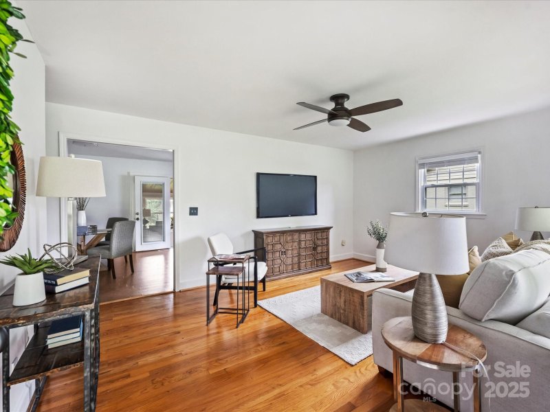 Property image 4 at 5923 Brookhaven Road, Charlotte, NC 28210