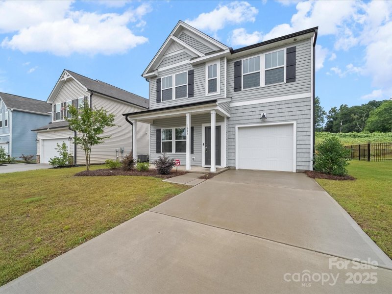 Property image 3 of 1004 Davis Hills Drive in Davis Hills, Dallas, NC 28034