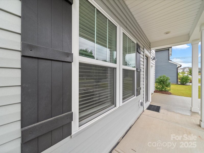 Property image 4 of 1004 Davis Hills Drive in Davis Hills, Dallas, NC 28034